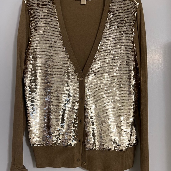 Michael Kors gold sweater 😍 - Picture 1 of 4